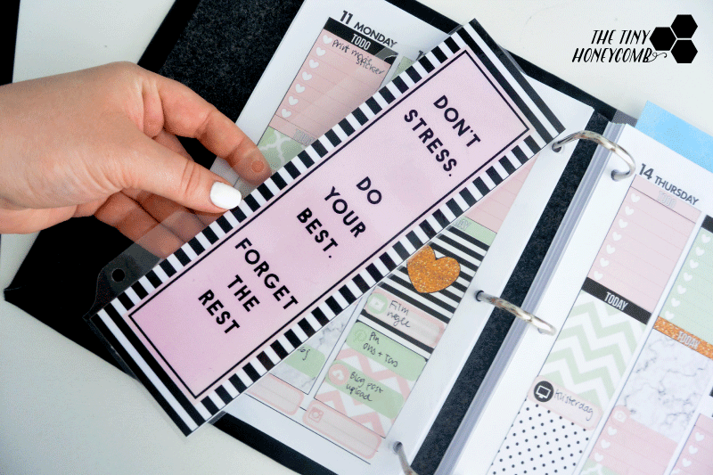 how to make your own bookmark/ calendar divider with a free printable