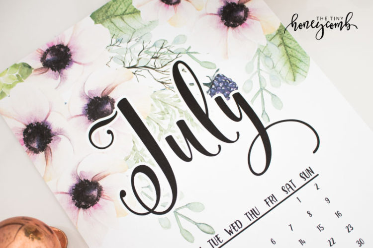 Free July Printable Calendar – The Tiny Honeycomb